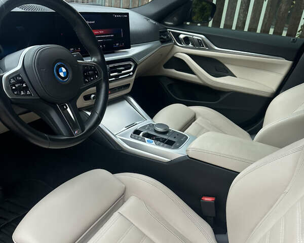 Синій БМВ i4, об'ємом двигуна 0 л та пробігом 24 тис. км за 49000 $, фото 6 на Automoto.ua
