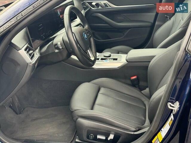 Синий БМВ i4, объемом двигателя 0 л и пробегом 16 тыс. км за 32990 $, фото 17 на Automoto.ua
