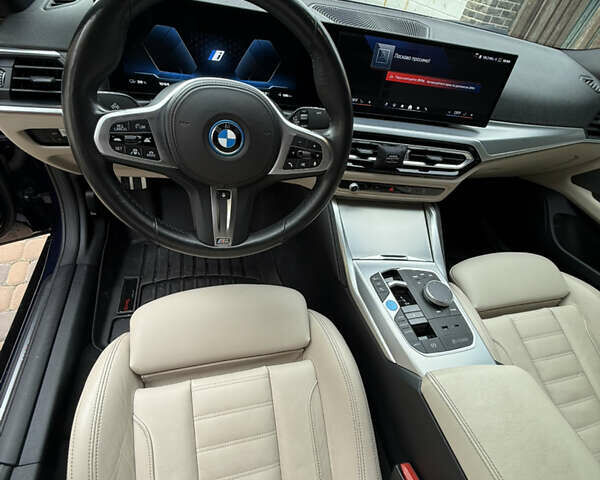 Синій БМВ i4, об'ємом двигуна 0 л та пробігом 24 тис. км за 49000 $, фото 12 на Automoto.ua