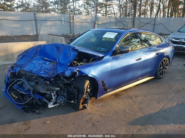 Синий БМВ i4, объемом двигателя 0 л и пробегом 8 тыс. км за 18100 $, фото 2 на Automoto.ua
