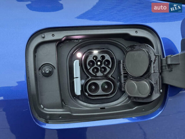 Синий БМВ i4, объемом двигателя 0 л и пробегом 10 тыс. км за 60000 $, фото 46 на Automoto.ua