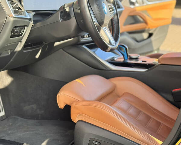 Зелений БМВ i4, об'ємом двигуна 0 л та пробігом 68 тис. км за 49900 $, фото 13 на Automoto.ua