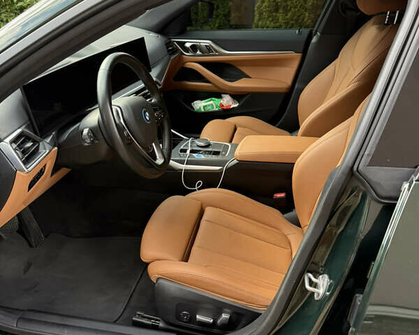Зеленый БМВ i4, объемом двигателя 0 л и пробегом 17 тыс. км за 35500 $, фото 8 на Automoto.ua