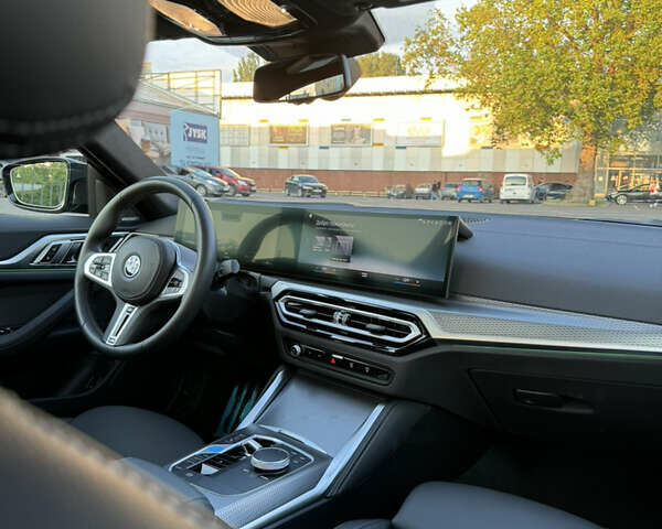 Зелений БМВ i4, об'ємом двигуна 0 л та пробігом 12 тис. км за 48500 $, фото 56 на Automoto.ua