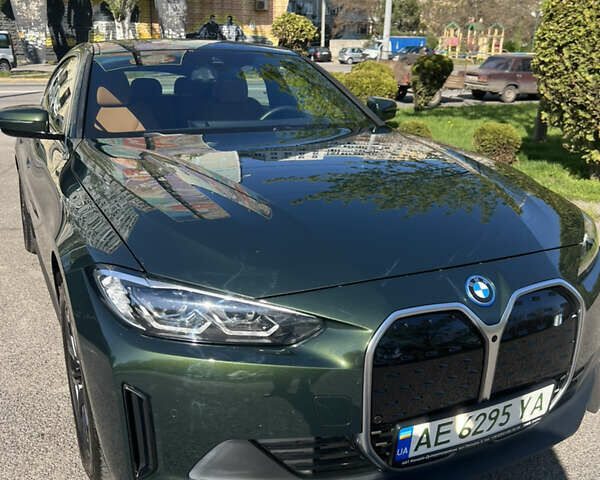 Зелений БМВ i4, об'ємом двигуна 0 л та пробігом 2 тис. км за 35000 $, фото 8 на Automoto.ua