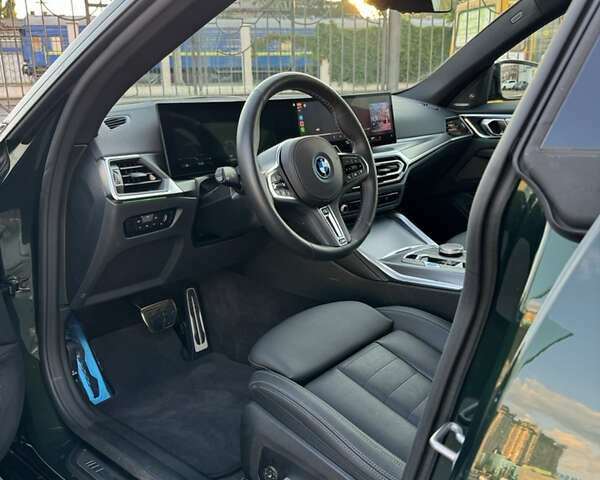 Зелений БМВ i4, об'ємом двигуна 0 л та пробігом 12 тис. км за 48500 $, фото 34 на Automoto.ua