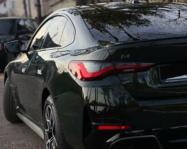 Зеленый БМВ i4, объемом двигателя 0 л и пробегом 47 тыс. км за 51700 $, фото 1 на Automoto.ua