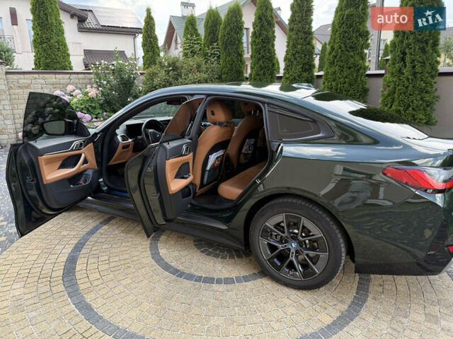 Зеленый БМВ i4, объемом двигателя 0 л и пробегом 17 тыс. км за 35500 $, фото 6 на Automoto.ua