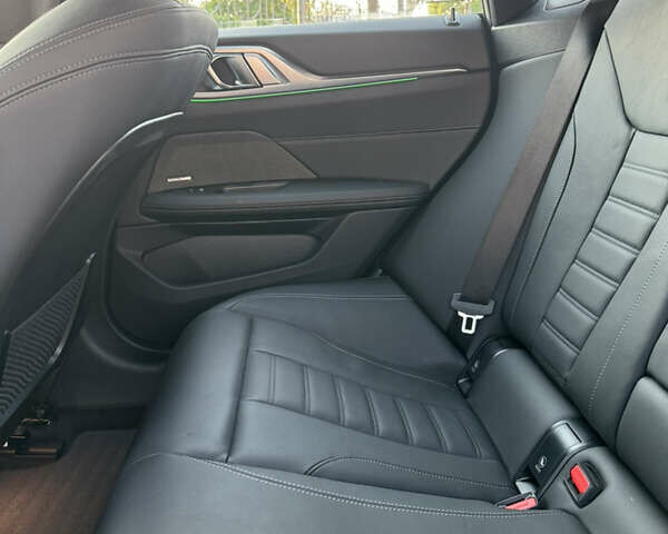 Зелений БМВ i4, об'ємом двигуна 0 л та пробігом 12 тис. км за 48500 $, фото 32 на Automoto.ua