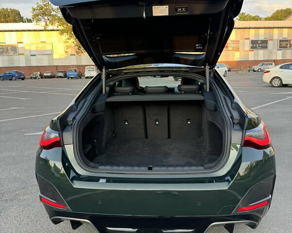 Зелений БМВ i4, об'ємом двигуна 0 л та пробігом 12 тис. км за 48500 $, фото 59 на Automoto.ua