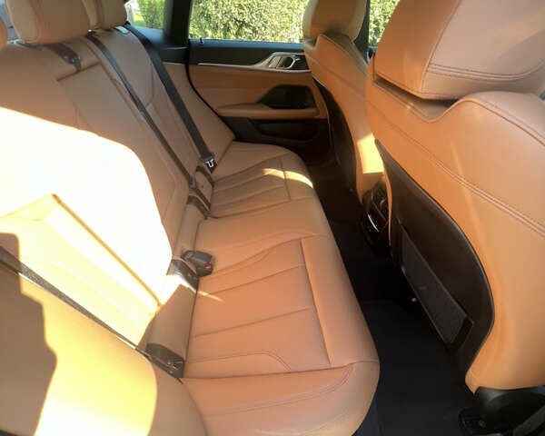 Зелений БМВ i4, об'ємом двигуна 0 л та пробігом 2 тис. км за 35000 $, фото 21 на Automoto.ua