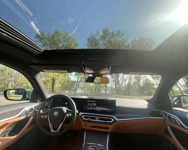 Зелений БМВ i4, об'ємом двигуна 0 л та пробігом 2 тис. км за 35000 $, фото 24 на Automoto.ua