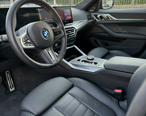 Зелений БМВ i4, об'ємом двигуна 0 л та пробігом 12 тис. км за 48500 $, фото 26 на Automoto.ua