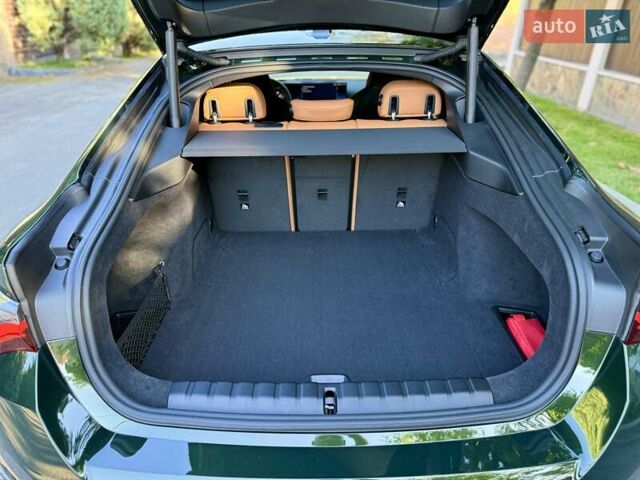 Зеленый БМВ i4, объемом двигателя 0 л и пробегом 8 тыс. км за 59500 $, фото 84 на Automoto.ua