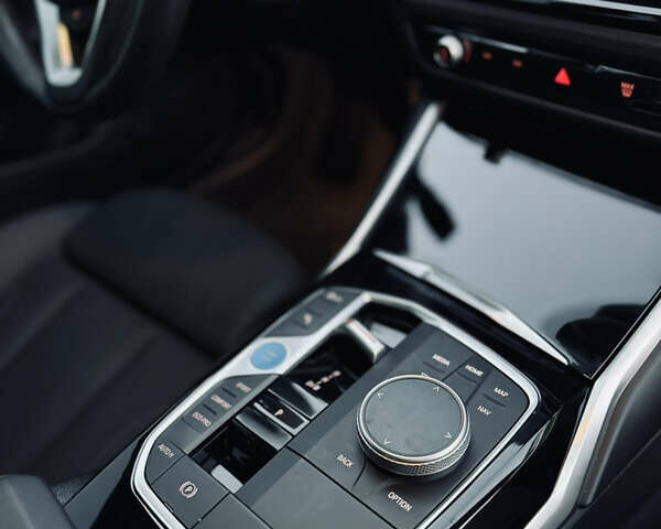 Зелений БМВ i4, об'ємом двигуна 0 л та пробігом 3 тис. км за 43000 $, фото 14 на Automoto.ua