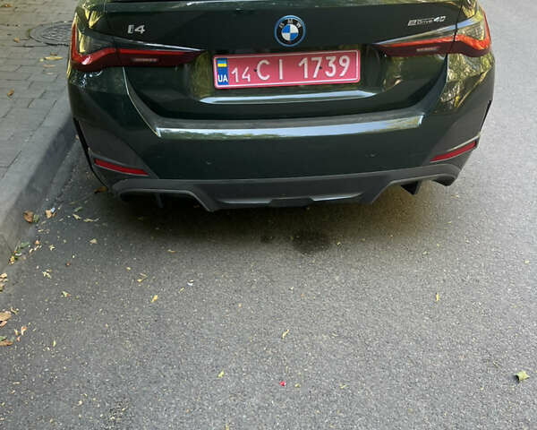 Зеленый БМВ i4, объемом двигателя 0 л и пробегом 7 тыс. км за 35950 $, фото 6 на Automoto.ua