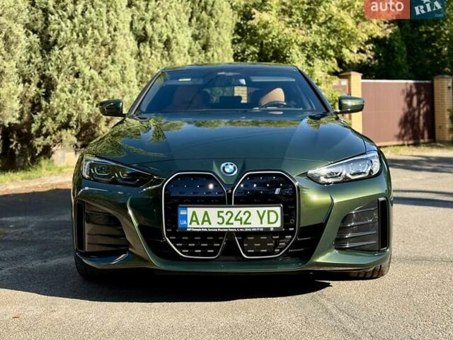 Зеленый БМВ i4, объемом двигателя 0 л и пробегом 8 тыс. км за 59500 $, фото 10 на Automoto.ua