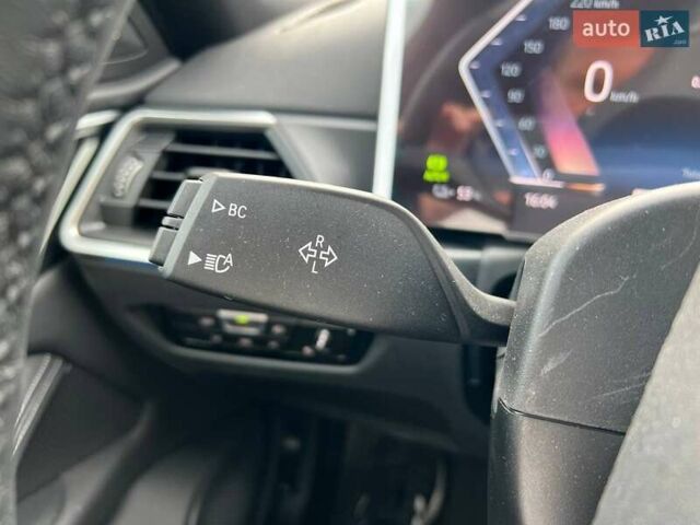 Зеленый БМВ i4, объемом двигателя 0 л и пробегом 8 тыс. км за 34990 $, фото 17 на Automoto.ua