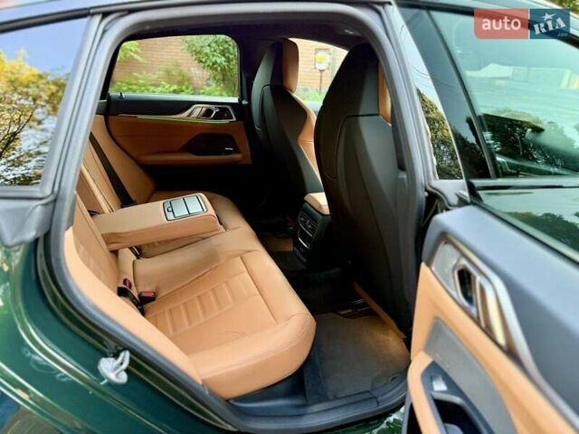 Зеленый БМВ i4, объемом двигателя 0 л и пробегом 8 тыс. км за 59500 $, фото 162 на Automoto.ua