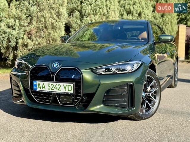 Зеленый БМВ i4, объемом двигателя 0 л и пробегом 8 тыс. км за 59500 $, фото 5 на Automoto.ua