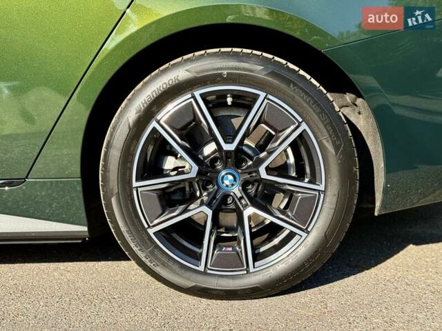 Зеленый БМВ i4, объемом двигателя 0 л и пробегом 8 тыс. км за 59500 $, фото 16 на Automoto.ua