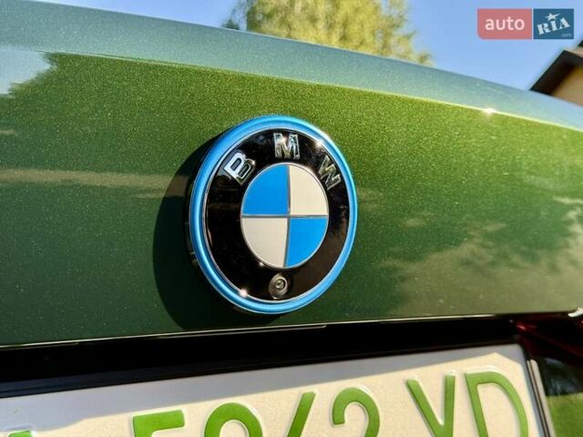 Зеленый БМВ i4, объемом двигателя 0 л и пробегом 8 тыс. км за 59500 $, фото 39 на Automoto.ua