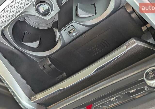 Зеленый БМВ i4, объемом двигателя 0 л и пробегом 5 тыс. км за 48499 $, фото 37 на Automoto.ua