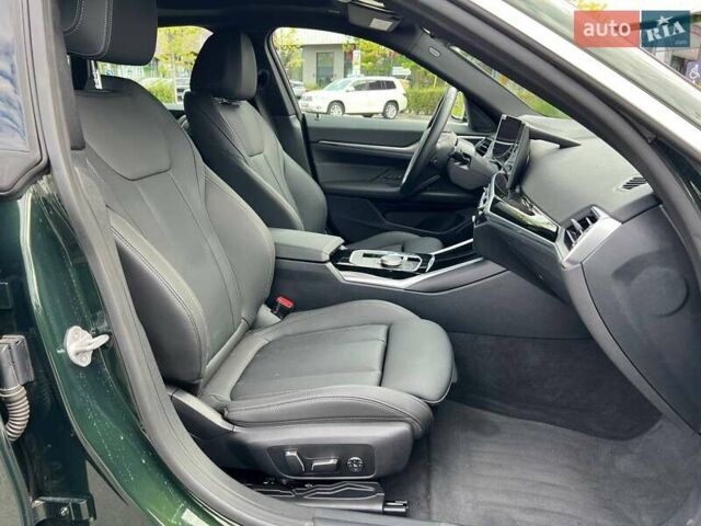 Зеленый БМВ i4, объемом двигателя 0 л и пробегом 8 тыс. км за 34990 $, фото 9 на Automoto.ua