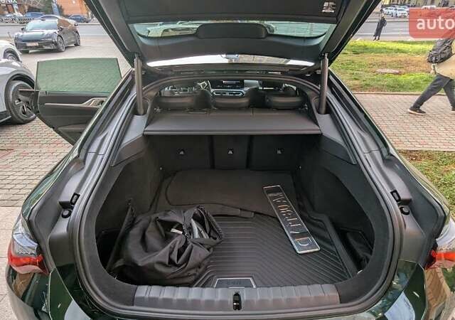 Зеленый БМВ i4, объемом двигателя 0 л и пробегом 5 тыс. км за 48499 $, фото 48 на Automoto.ua