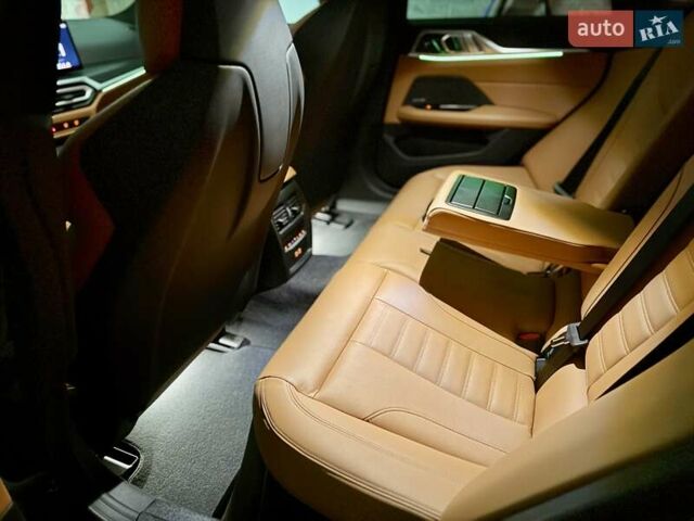 Зеленый БМВ i4, объемом двигателя 0 л и пробегом 8 тыс. км за 59500 $, фото 189 на Automoto.ua