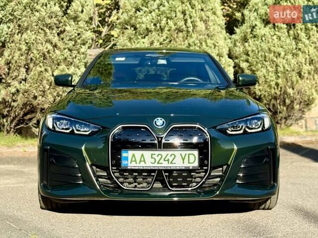 Зеленый БМВ i4, объемом двигателя 0 л и пробегом 8 тыс. км за 59500 $, фото 53 на Automoto.ua