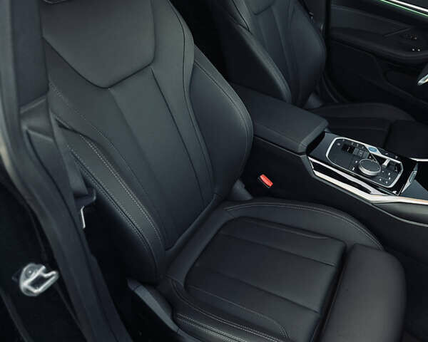 Зелений БМВ i4, об'ємом двигуна 0 л та пробігом 3 тис. км за 43000 $, фото 15 на Automoto.ua