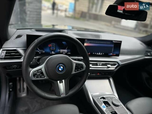 Зелений БМВ i4, об'ємом двигуна 0 л та пробігом 4 тис. км за 49990 $, фото 8 на Automoto.ua