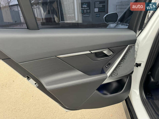 Білий БМВ i5, об'ємом двигуна 0 л та пробігом 10 тис. км за 57000 $, фото 14 на Automoto.ua