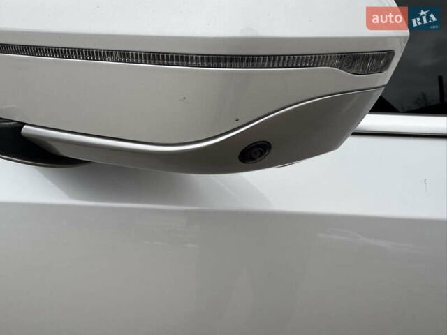 Білий БМВ i5, об'ємом двигуна 0 л та пробігом 10 тис. км за 57000 $, фото 9 на Automoto.ua