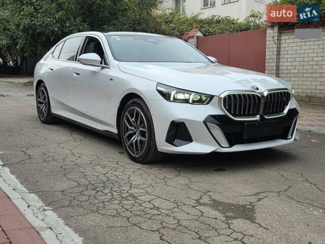 Белый БМВ i5, объемом двигателя 0 л и пробегом 3 тыс. км за 49999 $, фото 26 на Automoto.ua
