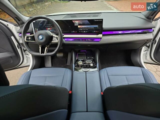 Белый БМВ i5, объемом двигателя 0 л и пробегом 3 тыс. км за 49999 $, фото 57 на Automoto.ua