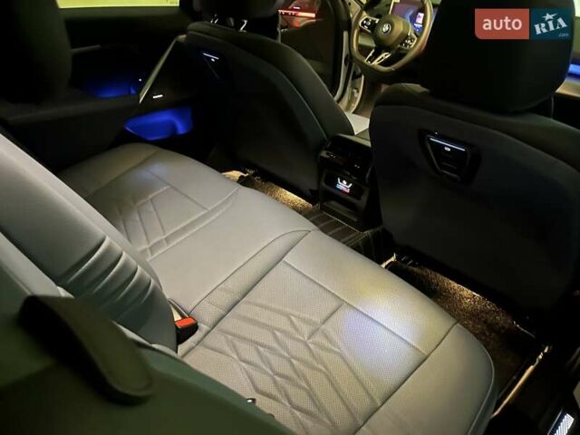 Білий БМВ i5, об'ємом двигуна 0 л та пробігом 2 тис. км за 47500 $, фото 6 на Automoto.ua