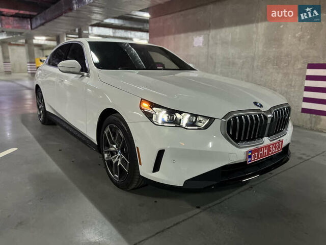 Белый БМВ i5, объемом двигателя 0 л и пробегом 7 тыс. км за 57000 $, фото 3 на Automoto.ua