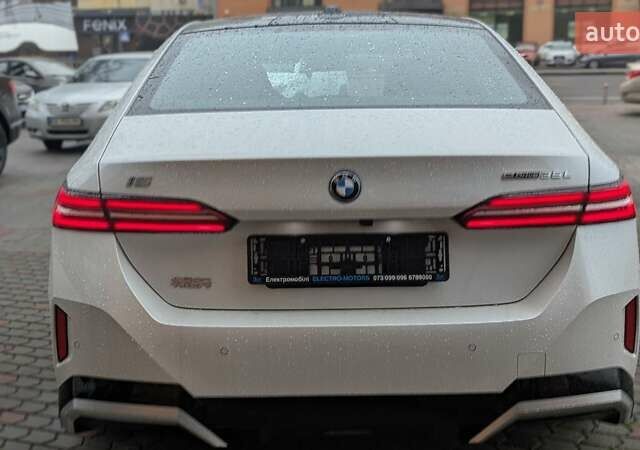 Белый БМВ i5, объемом двигателя 0 л и пробегом 11 тыс. км за 43999 $, фото 14 на Automoto.ua