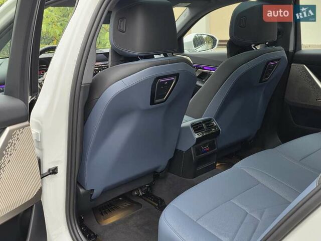 Белый БМВ i5, объемом двигателя 0 л и пробегом 3 тыс. км за 49999 $, фото 35 на Automoto.ua
