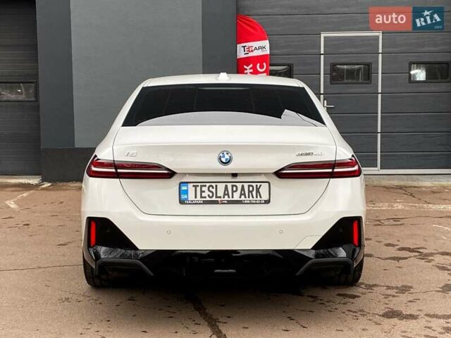 Білий БМВ i5, об'ємом двигуна 0 л та пробігом 20 тис. км за 55999 $, фото 8 на Automoto.ua