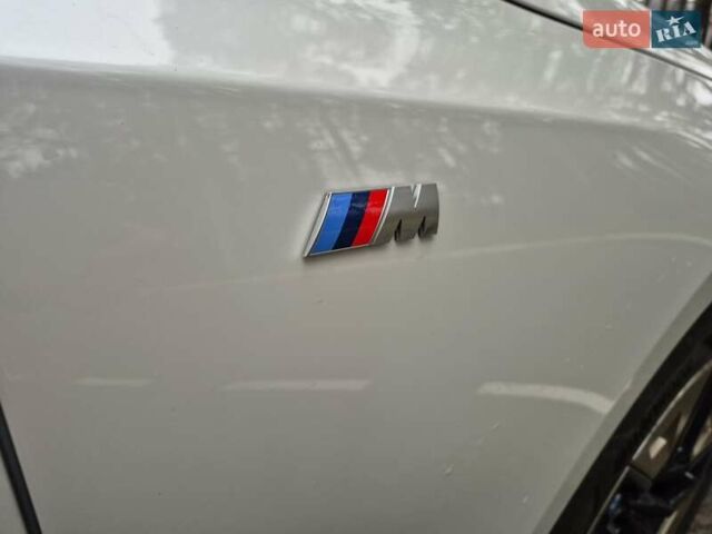 Белый БМВ i5, объемом двигателя 0 л и пробегом 18 тыс. км за 44950 $, фото 32 на Automoto.ua