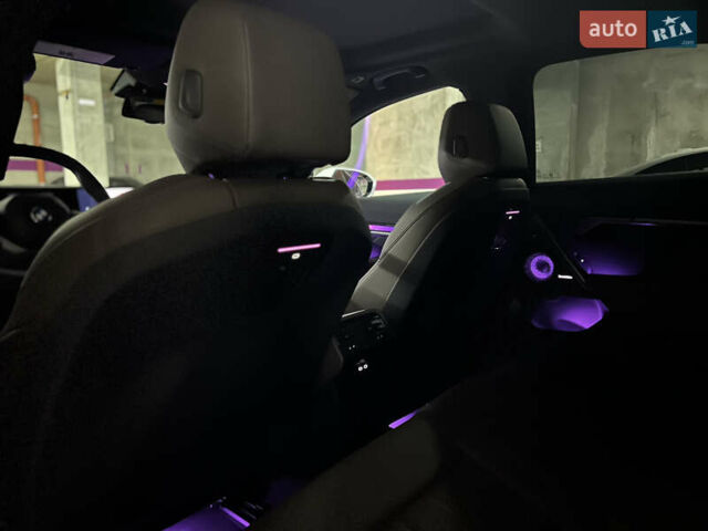 Белый БМВ i5, объемом двигателя 0 л и пробегом 7 тыс. км за 57000 $, фото 16 на Automoto.ua