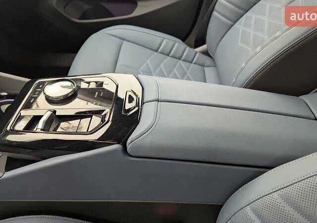 Белый БМВ i5, объемом двигателя 0 л и пробегом 11 тыс. км за 43999 $, фото 32 на Automoto.ua