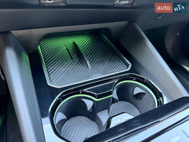 Чорний БМВ i5, об'ємом двигуна 0 л та пробігом 10 тис. км за 61900 $, фото 25 на Automoto.ua