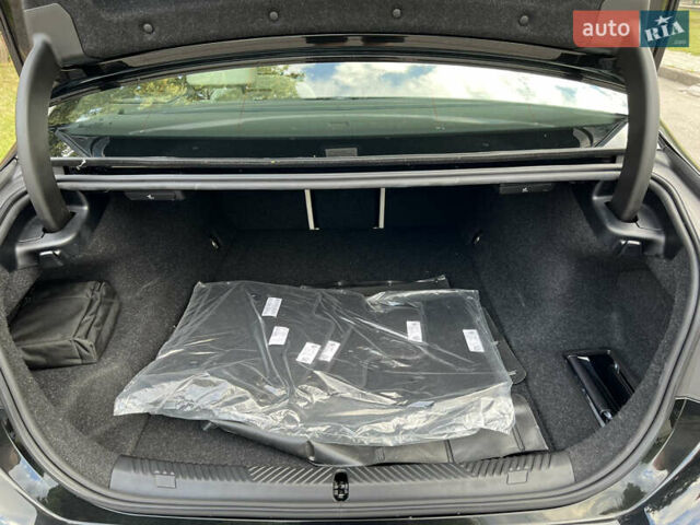 Черный БМВ i5, объемом двигателя 0 л и пробегом 1 тыс. км за 74000 $, фото 8 на Automoto.ua