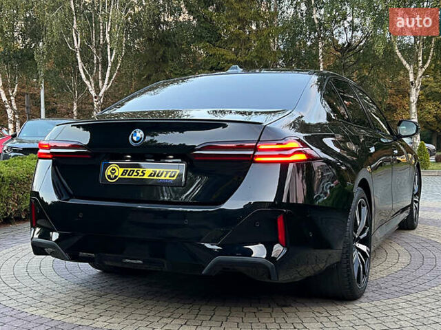 Черный БМВ i5, объемом двигателя 0 л и пробегом 32 тыс. км за 57000 $, фото 6 на Automoto.ua