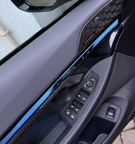 Чорний БМВ i5, об'ємом двигуна 0 л та пробігом 8 тис. км за 77000 $, фото 2 на Automoto.ua