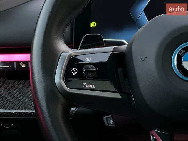 Черный БМВ i5, объемом двигателя 0 л и пробегом 32 тыс. км за 57000 $, фото 12 на Automoto.ua